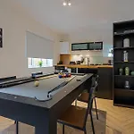 Contractors & Relocators Pool Table Flat 2Bed Wifi