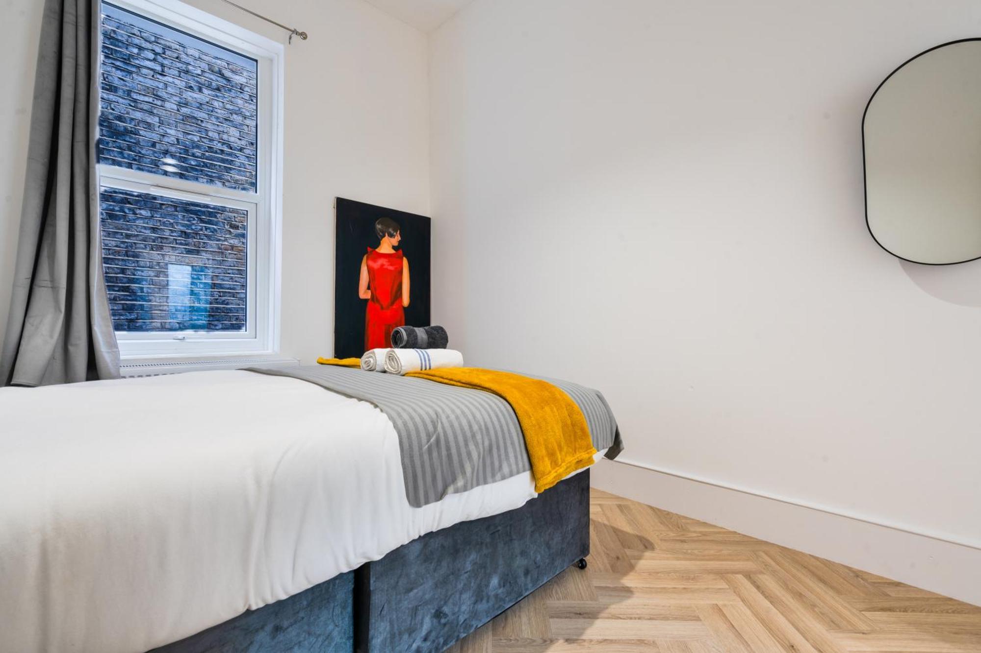 Contractors & Relocators Pool Table Flat 2bed Wifi *